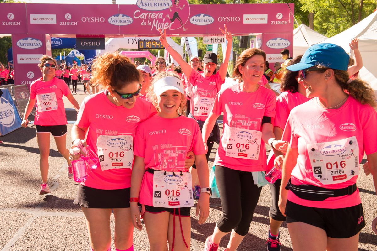 Carrera de la Mujer de Madrid - META, ARCO IZQUIERDO (de 1:09:07 a 1:12:58)