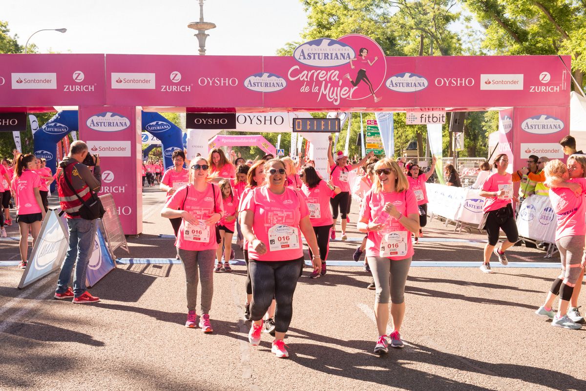 Carrera de la Mujer de Madrid - META, ARCO IZQUIERDO (de 1:09:07 a 1:12:58)