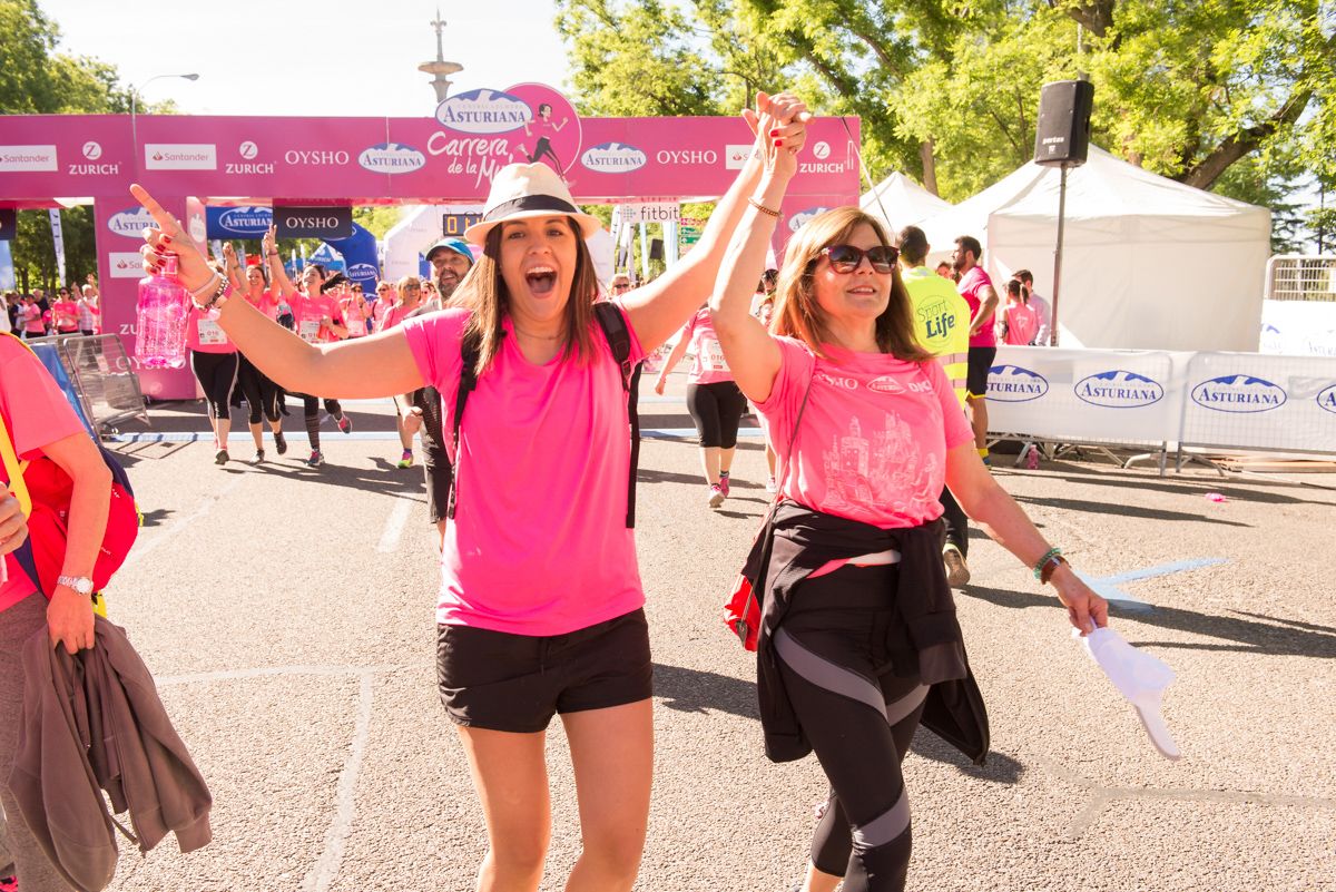 Carrera de la Mujer de Madrid - META, ARCO IZQUIERDO (de 1:12:58 a 1:15:30)