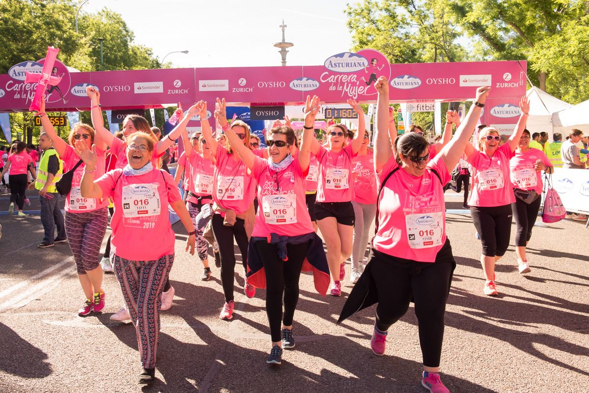 Carrera de la Mujer de Madrid - META, ARCO IZQUIERDO (de 1:15:31 a 1:17:53)