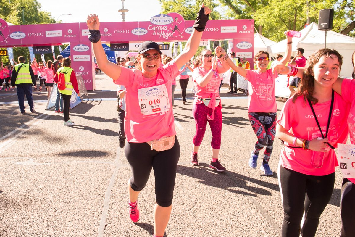 Carrera de la Mujer de Madrid - META, ARCO IZQUIERDO (de 1:15:31 a 1:17:53)