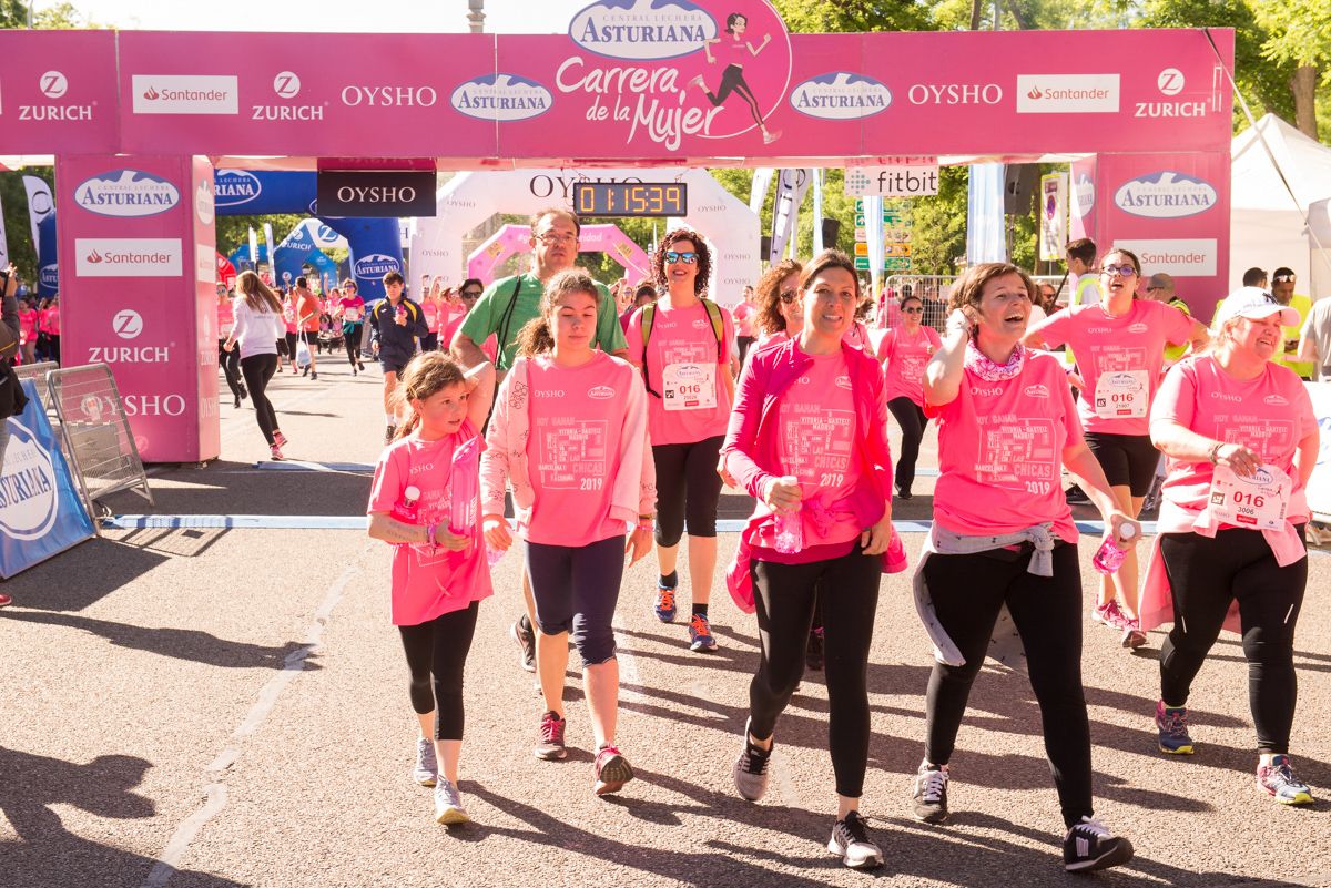 Carrera de la Mujer de Madrid - META, ARCO IZQUIERDO (de 1:15:31 a 1:17:53)