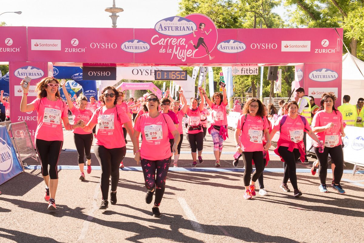 Carrera de la Mujer de Madrid - META, ARCO IZQUIERDO (de 1:15:31 a 1:17:53)