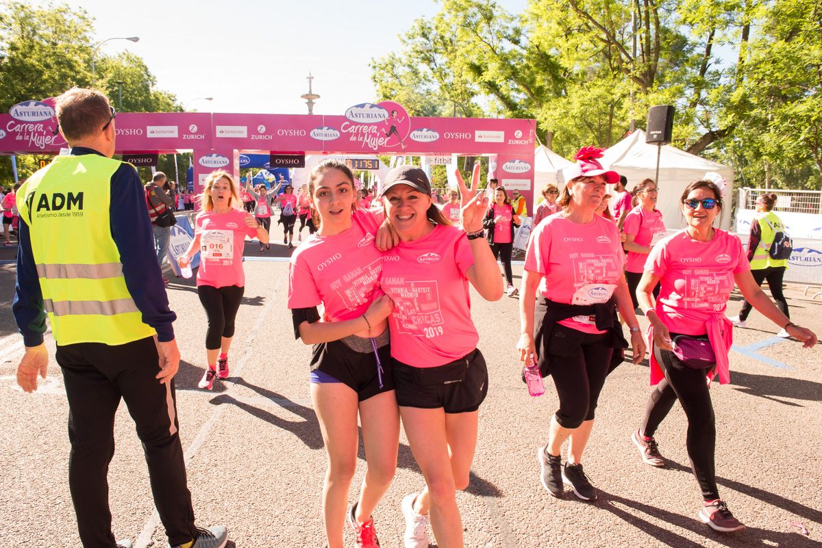 Carrera de la Mujer de Madrid - META, ARCO IZQUIERDO (de 1:15:31 a 1:17:53)