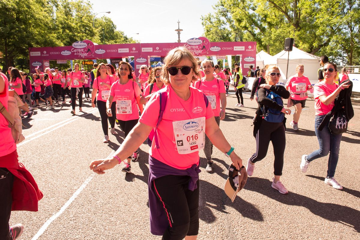Carrera de la Mujer de Madrid - META, ARCO IZQUIERDO (de 1:46:27 a 1:48:48)