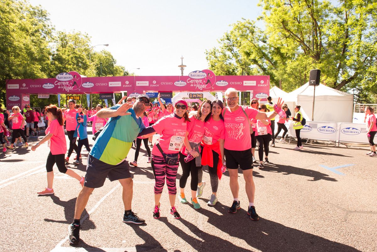 Carrera de la Mujer de Madrid - META, ARCO IZQUIERDO (de 1:46:27 a 1:48:48)