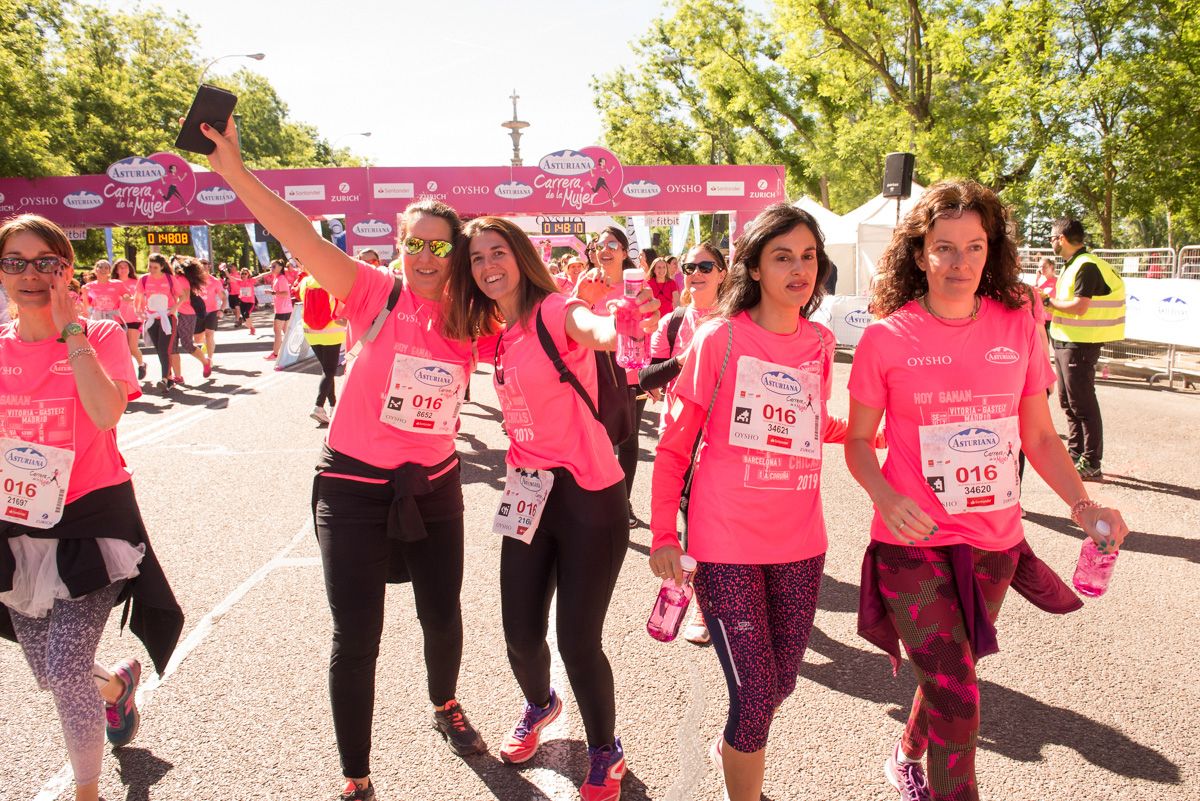 Carrera de la Mujer de Madrid - META, ARCO IZQUIERDO (de 1:46:27 a 1:48:48)