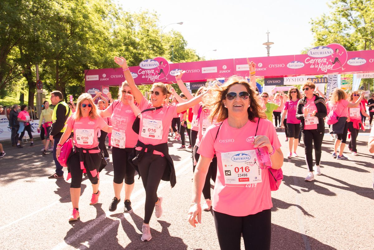 Carrera de la Mujer de Madrid - META, ARCO IZQUIERDO (de 1:46:27 a 1:48:48)