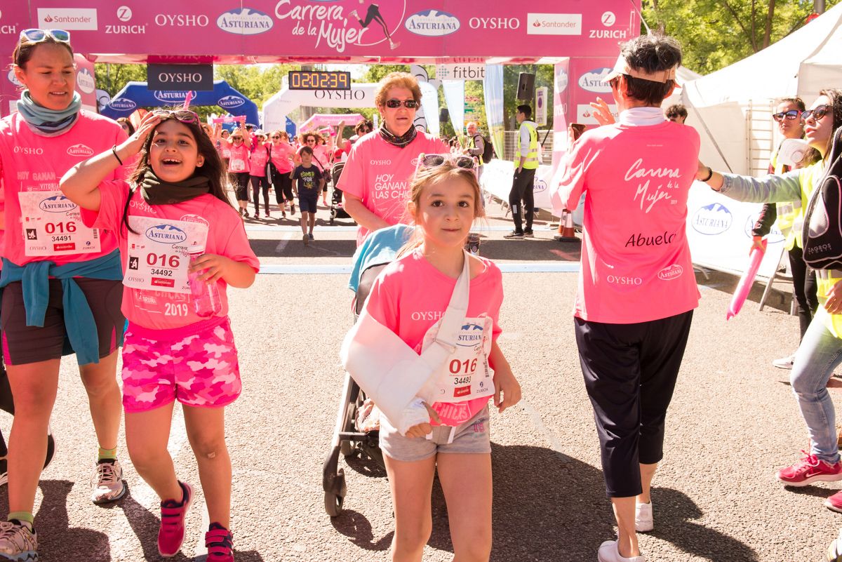 Carrera de la Mujer de Madrid - META, ARCO IZQUIERDO (de 2:00:45 a 2:03:39)