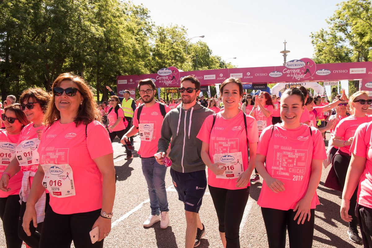 Carrera de la Mujer de Madrid - META, ARCO IZQUIERDO (de 1:46:27 a 1:48:48)
