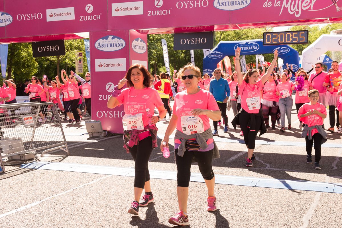 Carrera de la Mujer de Madrid - META, ARCO IZQUIERDO (de 2:00:45 a 2:03:39)