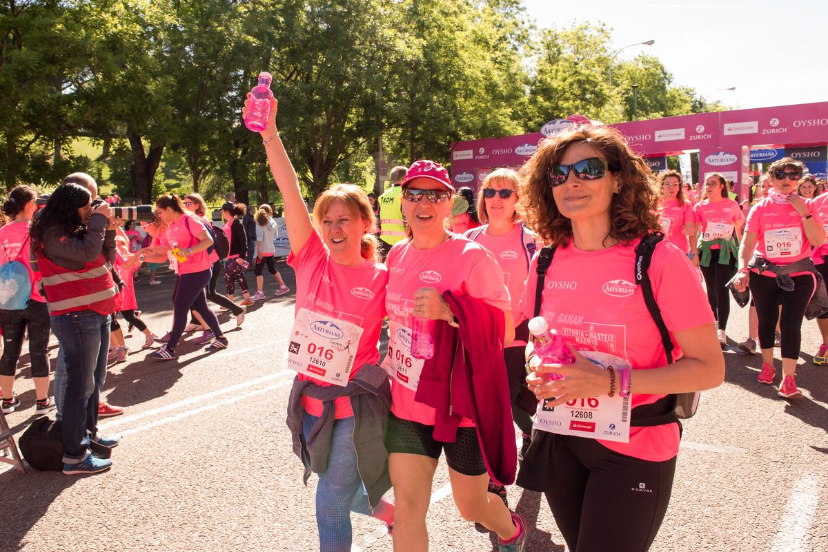 Carrera de la Mujer de Madrid - META, ARCO IZQUIERDO (de 1:46:27 a 1:48:48)