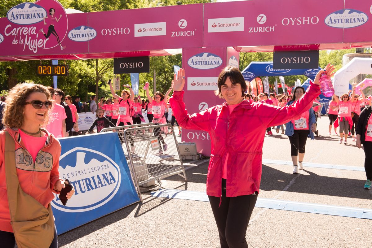 Carrera de la Mujer de Madrid - META, ARCO IZQUIERDO (de 2:00:45 a 2:03:39)