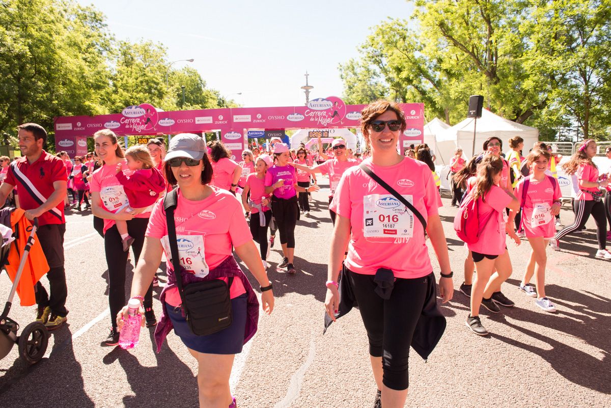 Carrera de la Mujer de Madrid - META, ARCO IZQUIERDO (de 2:03:50 a 2:07:17)