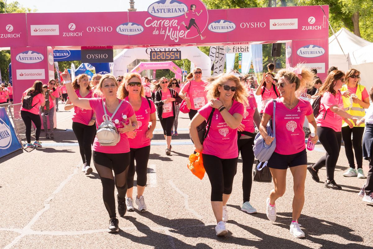 Carrera de la Mujer de Madrid - META, ARCO IZQUIERDO (de 2:03:50 a 2:07:17)