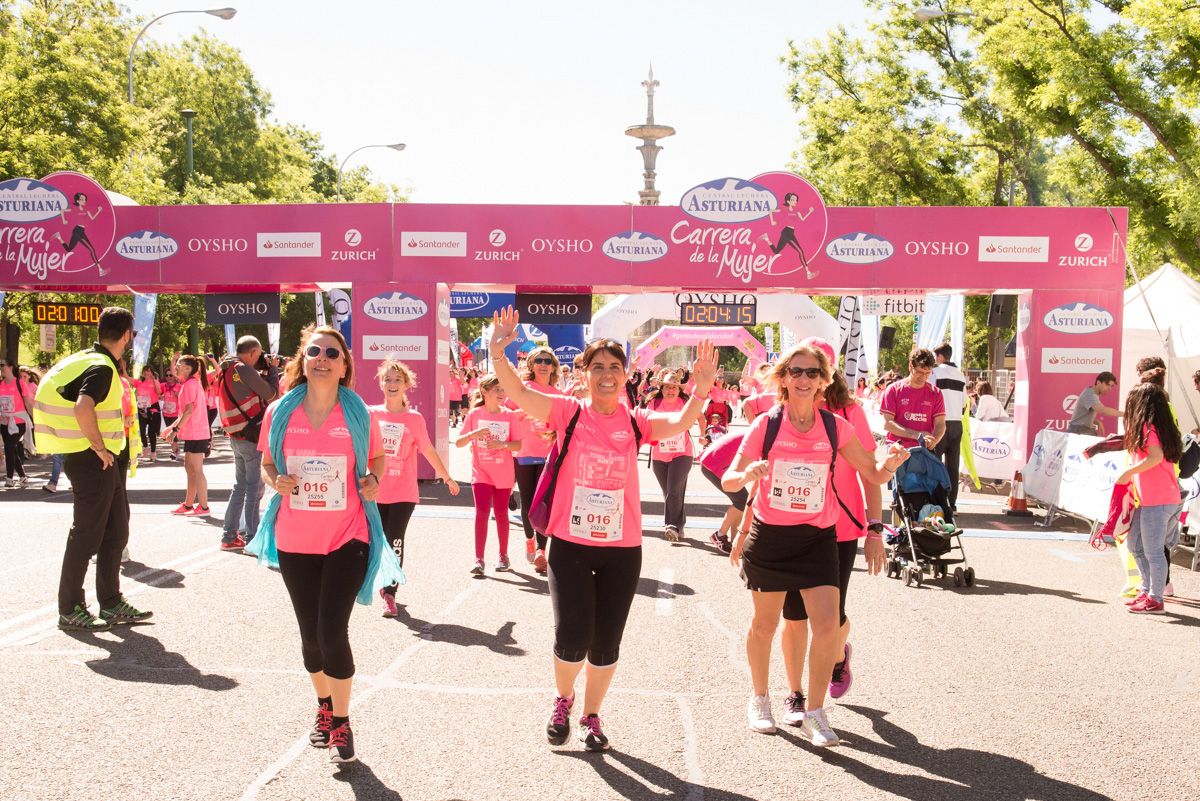Carrera de la Mujer de Madrid - META, ARCO IZQUIERDO (de 2:03:50 a 2:07:17)