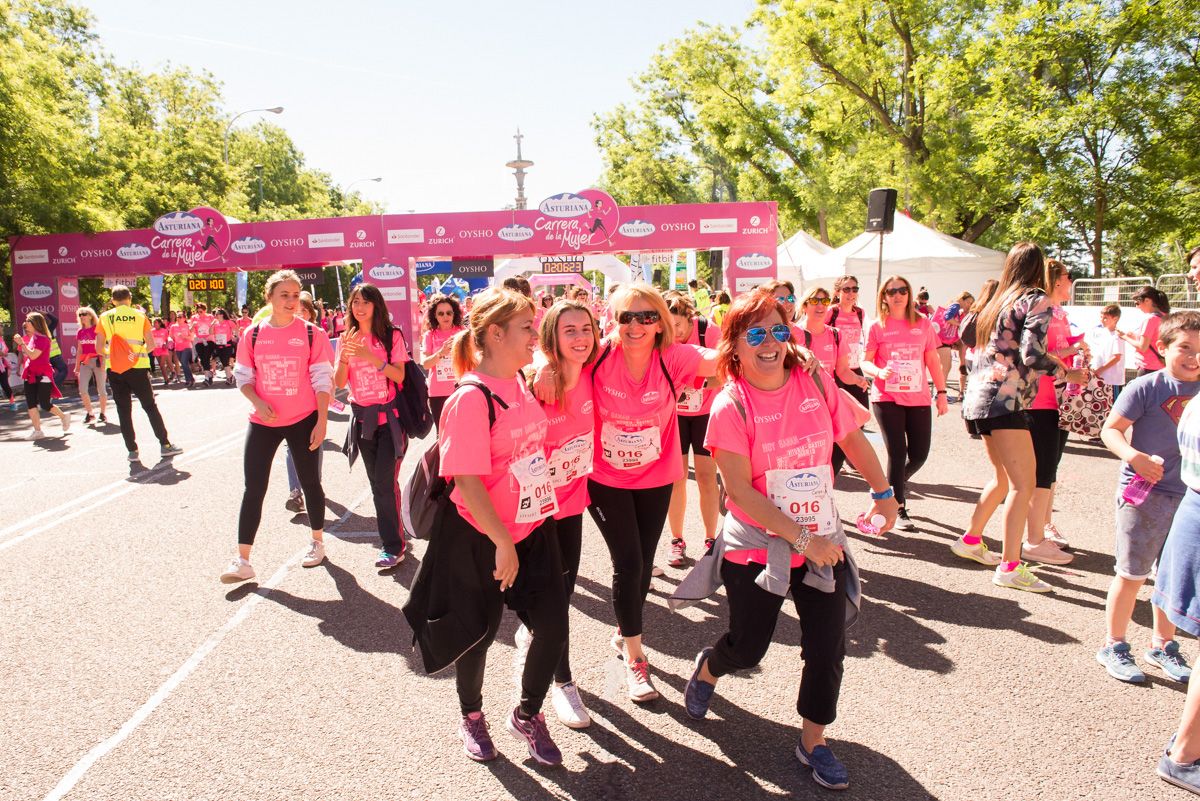 Carrera de la Mujer de Madrid - META, ARCO IZQUIERDO (de 2:03:50 a 2:07:17)