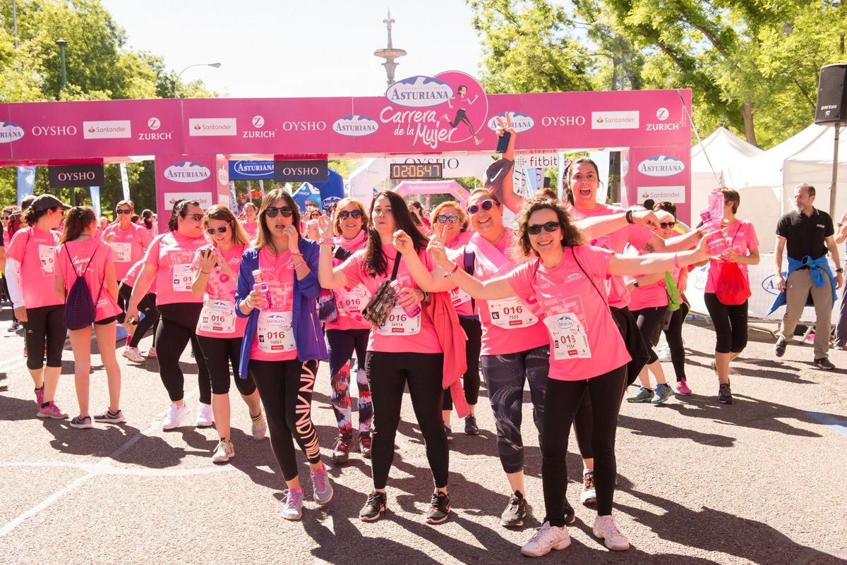 Carrera de la Mujer de Madrid - META, ARCO IZQUIERDO (de 2:03:50 a 2:07:17)