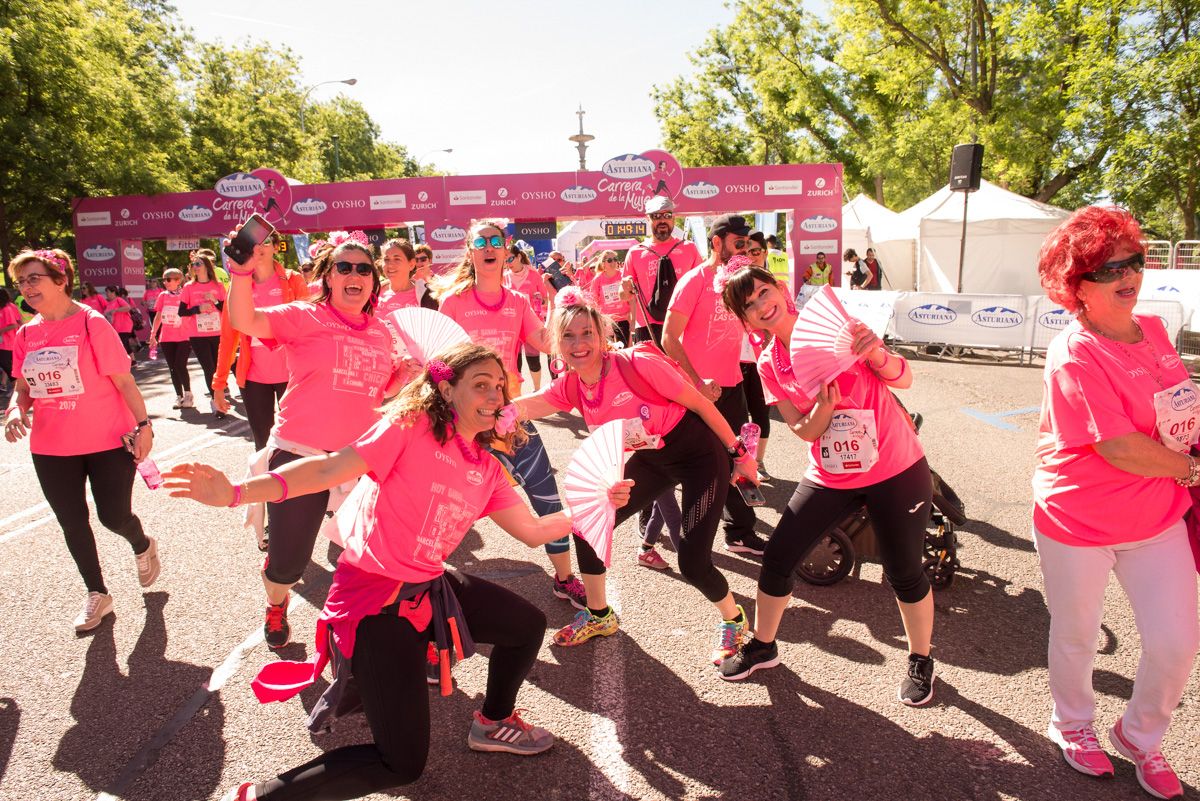Carrera de la Mujer de Madrid - META, ARCO IZQUIERDO (de 1:48:55 a 1:51:02)