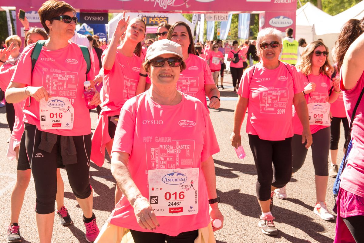 Carrera de la Mujer de Madrid - META, ARCO IZQUIERDO (de 1:48:55 a 1:51:02)