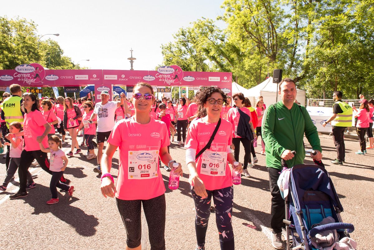 Carrera de la Mujer de Madrid - META, ARCO IZQUIERDO (de 1:48:55 a 1:51:02)