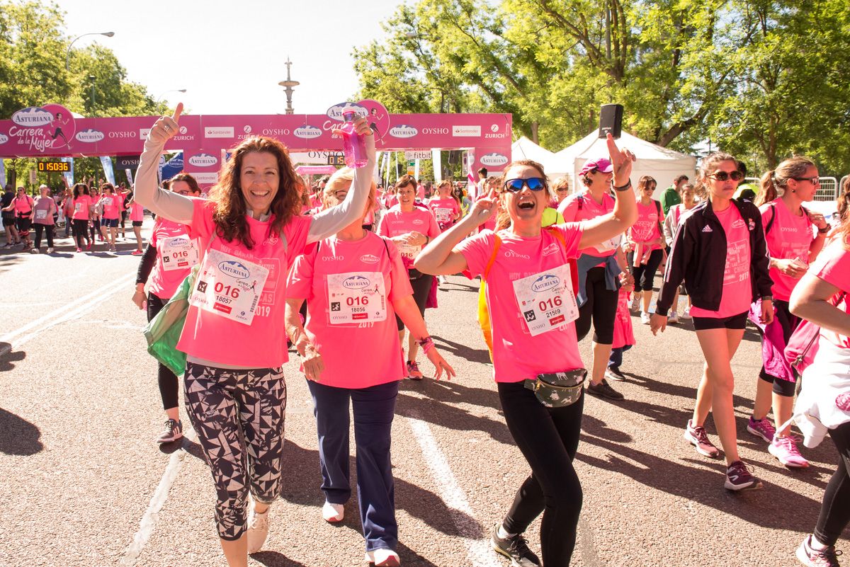 Carrera de la Mujer de Madrid - META, ARCO IZQUIERDO (de 1:48:55 a 1:51:02)