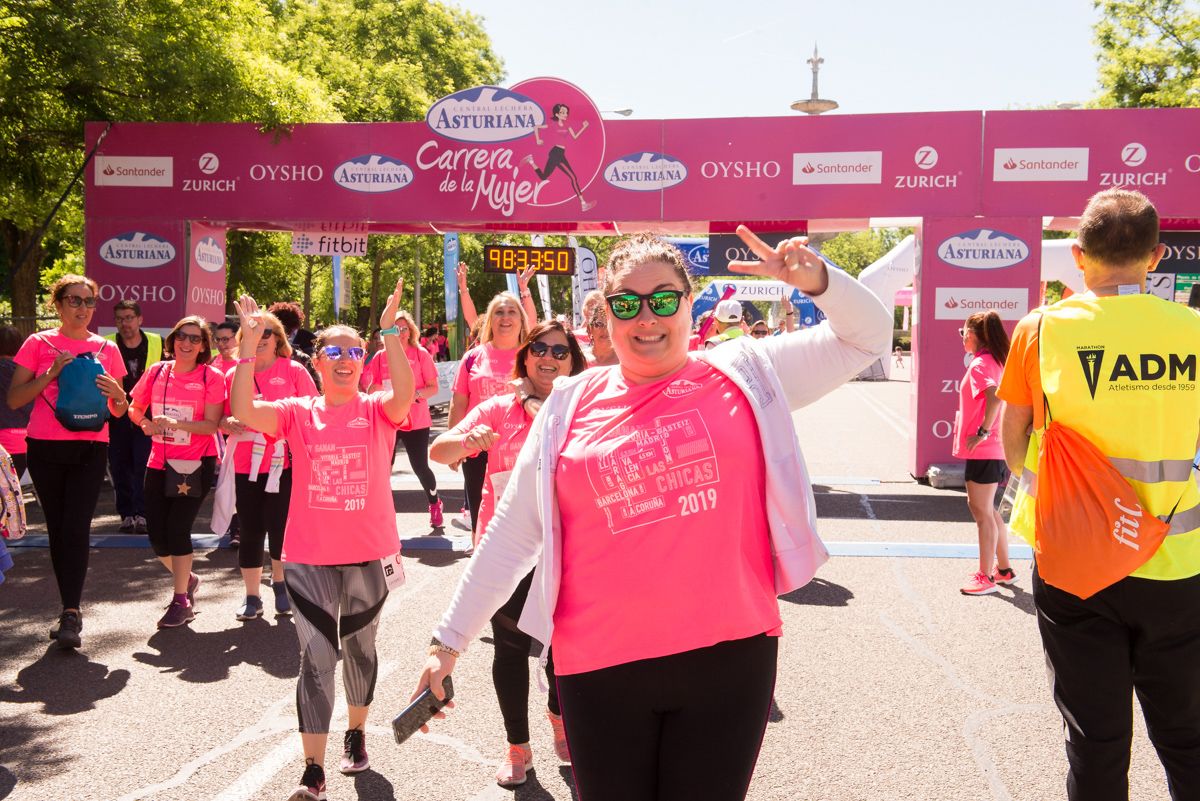 Carrera de la Mujer de Madrid - META, ARCO IZQUIERDO (de 2:33:07 a FINAL)