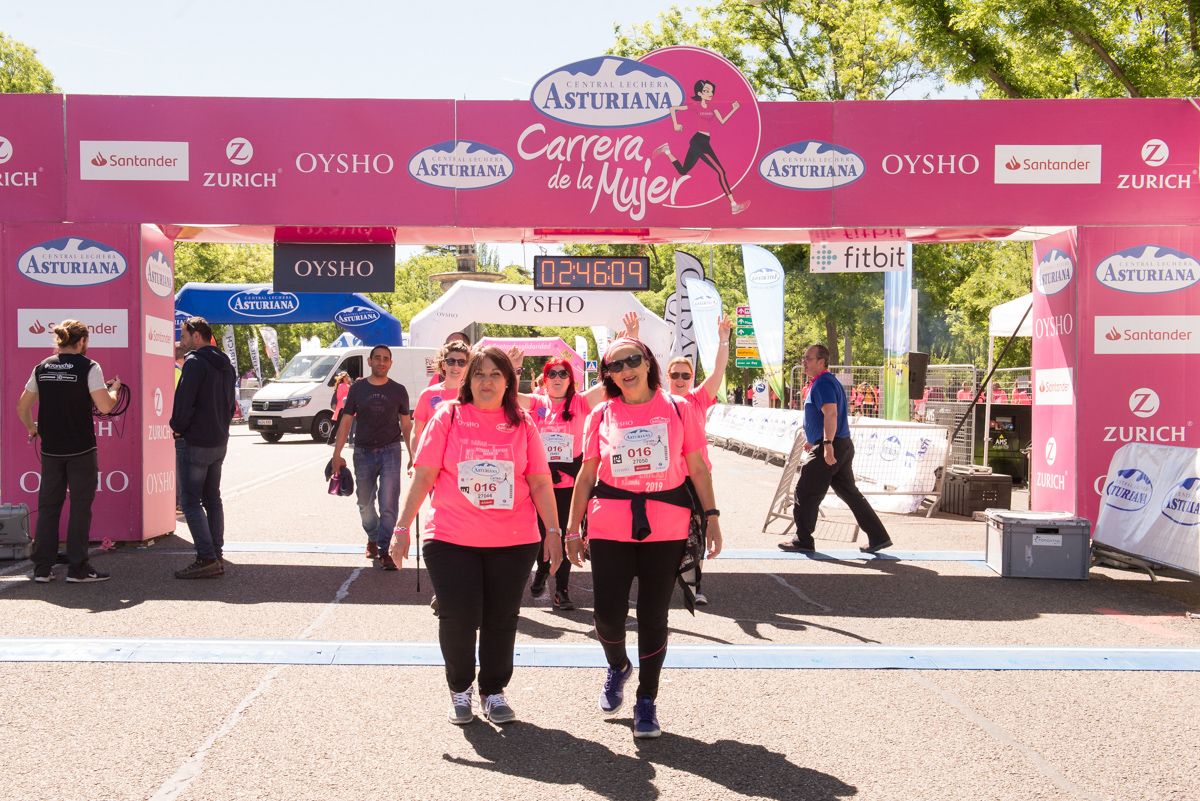 Carrera de la Mujer de Madrid - META, ARCO IZQUIERDO (de 2:33:07 a FINAL)