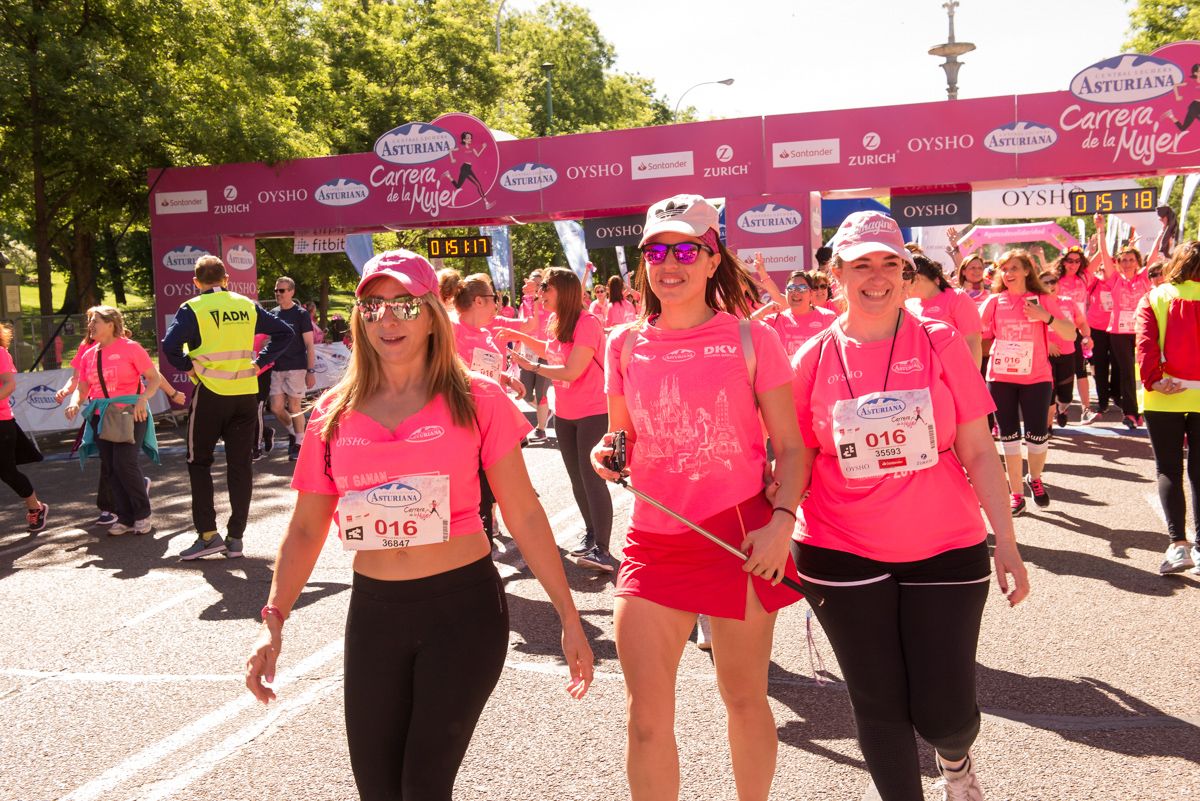 Carrera de la Mujer de Madrid - META, ARCO IZQUIERDO (de 1:51:04 a 1:54:54)