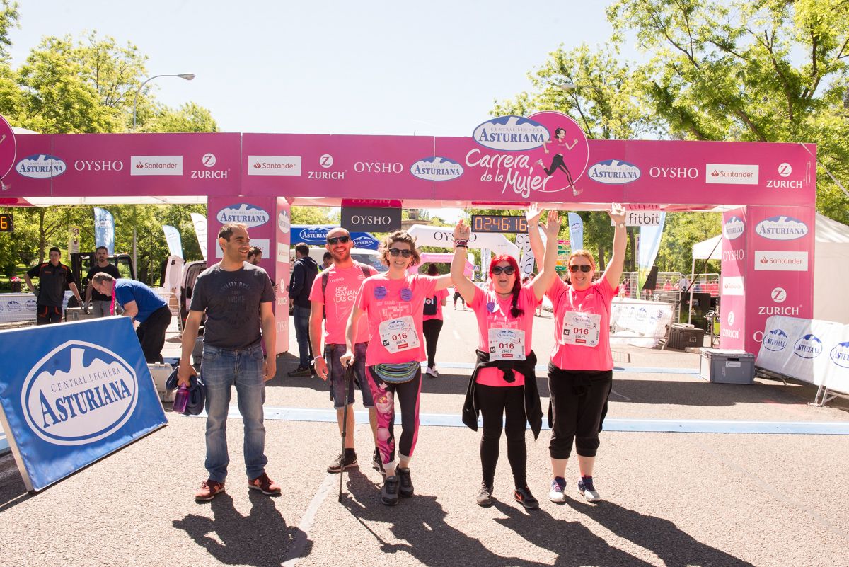 Carrera de la Mujer de Madrid - META, ARCO IZQUIERDO (de 2:33:07 a FINAL)