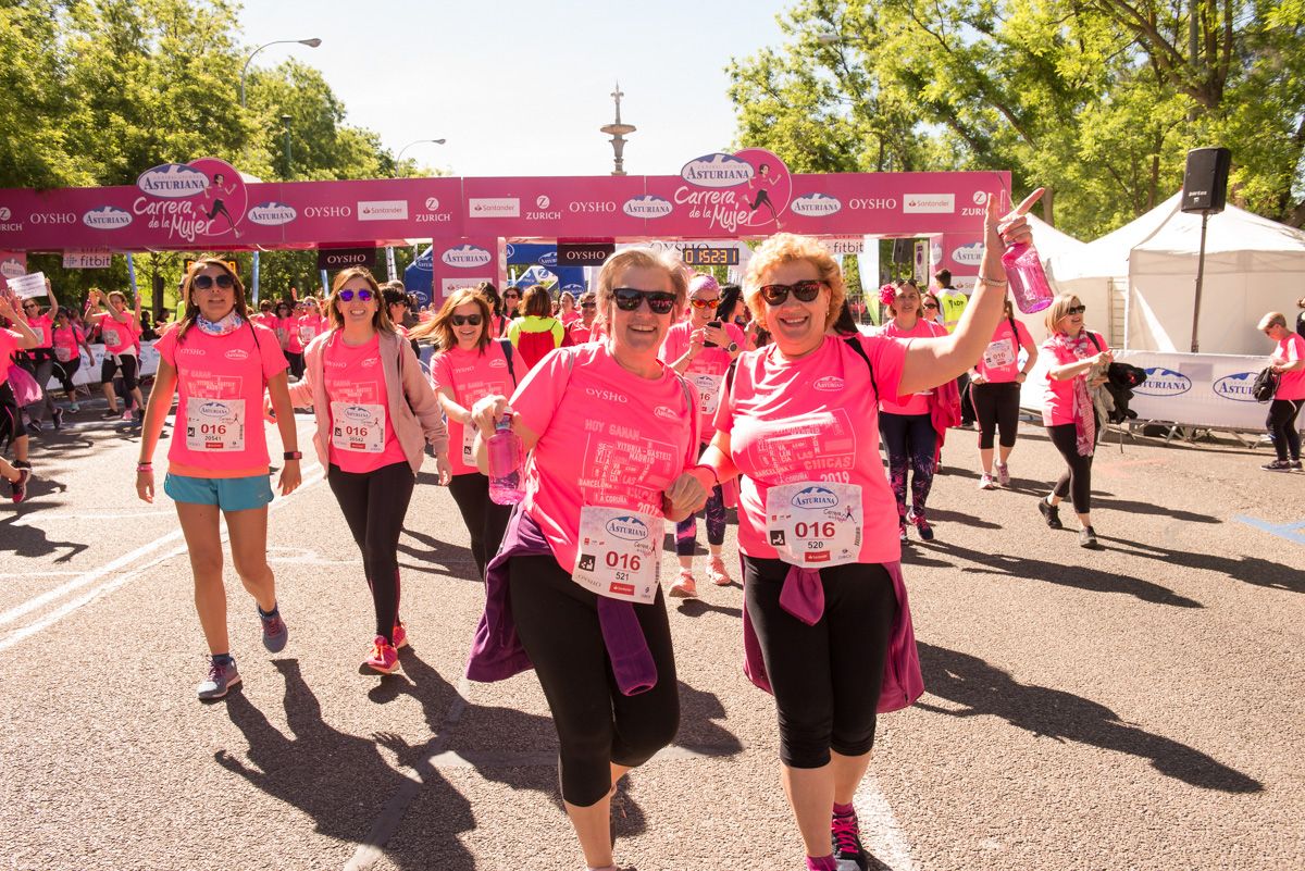 Carrera de la Mujer de Madrid - META, ARCO IZQUIERDO (de 1:51:04 a 1:54:54)