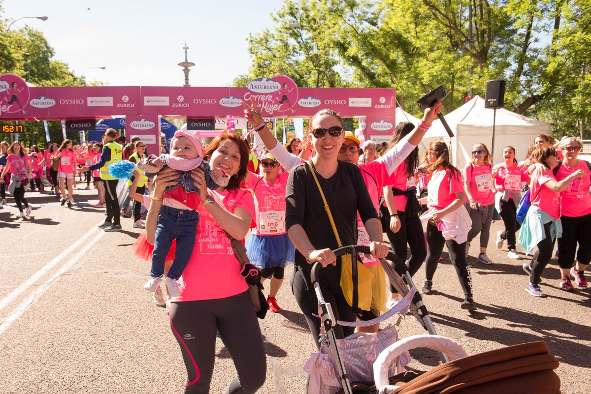 Carrera de la Mujer de Madrid - META, ARCO IZQUIERDO (de 1:51:04 a 1:54:54)