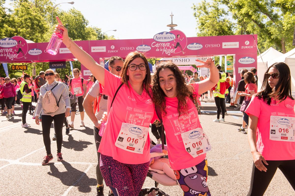 Carrera de la Mujer de Madrid - META, ARCO IZQUIERDO (de 1:51:04 a 1:54:54)