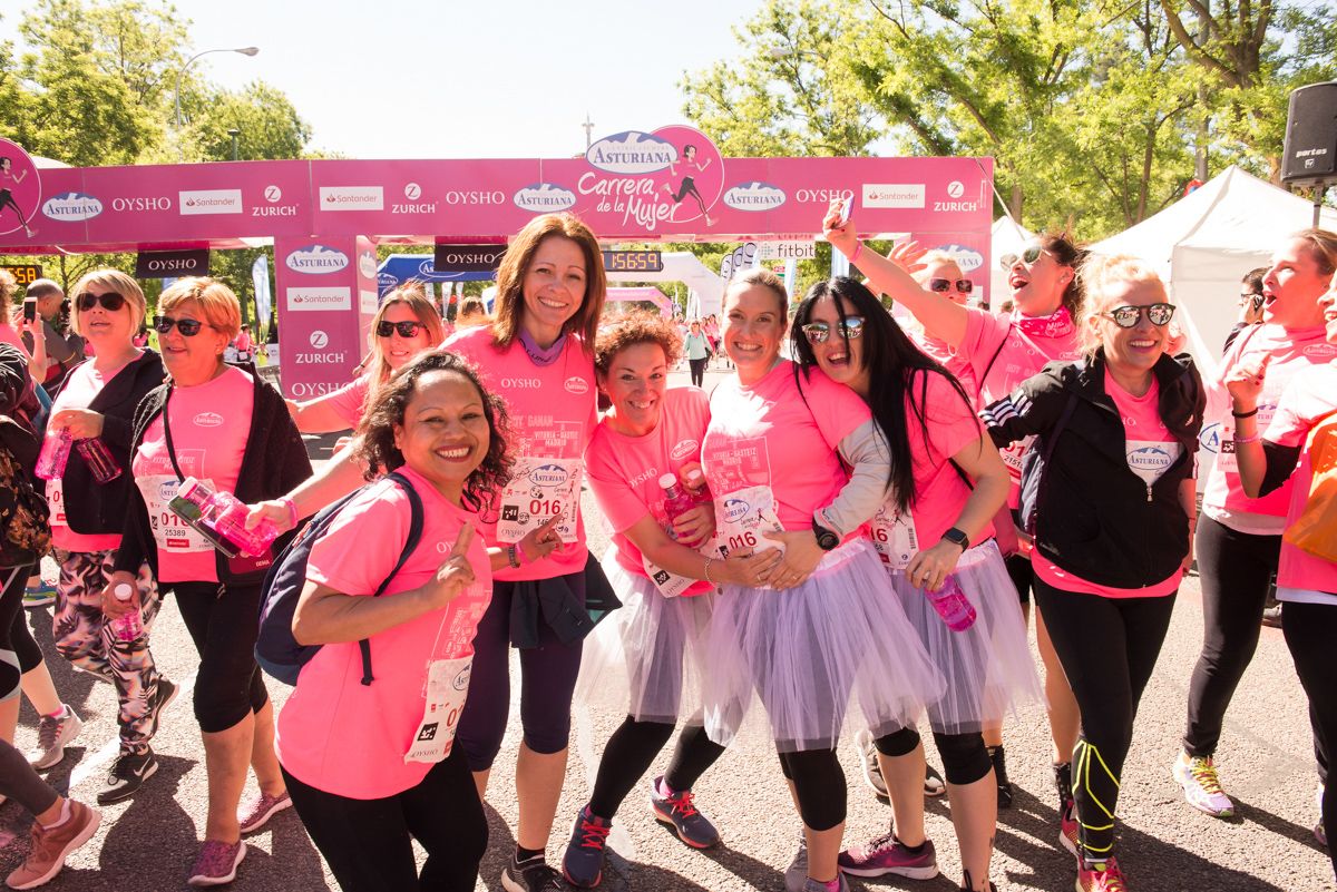 Carrera de la Mujer de Madrid - META, ARCO IZQUIERDO (de 1:54:59 a 1:57:21)