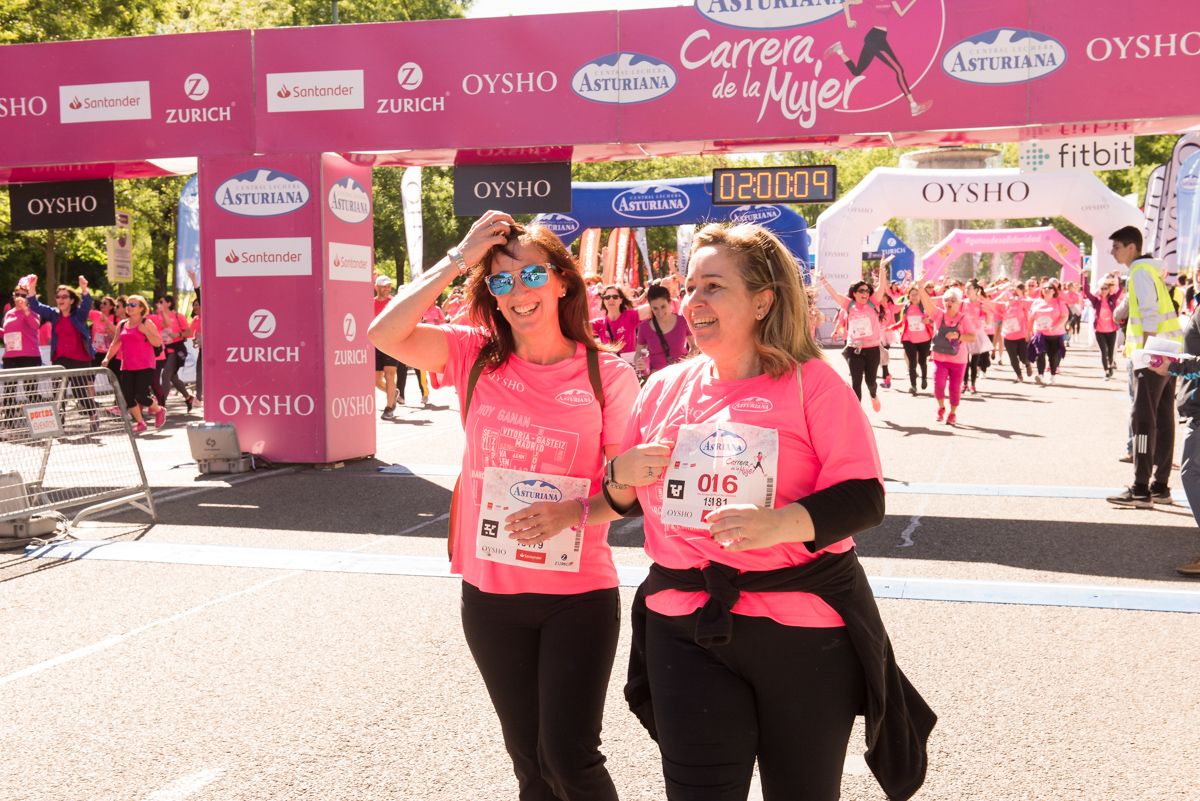Carrera de la Mujer de Madrid - META, ARCO IZQUIERDO (de 1:58:26 a 2:00:50)