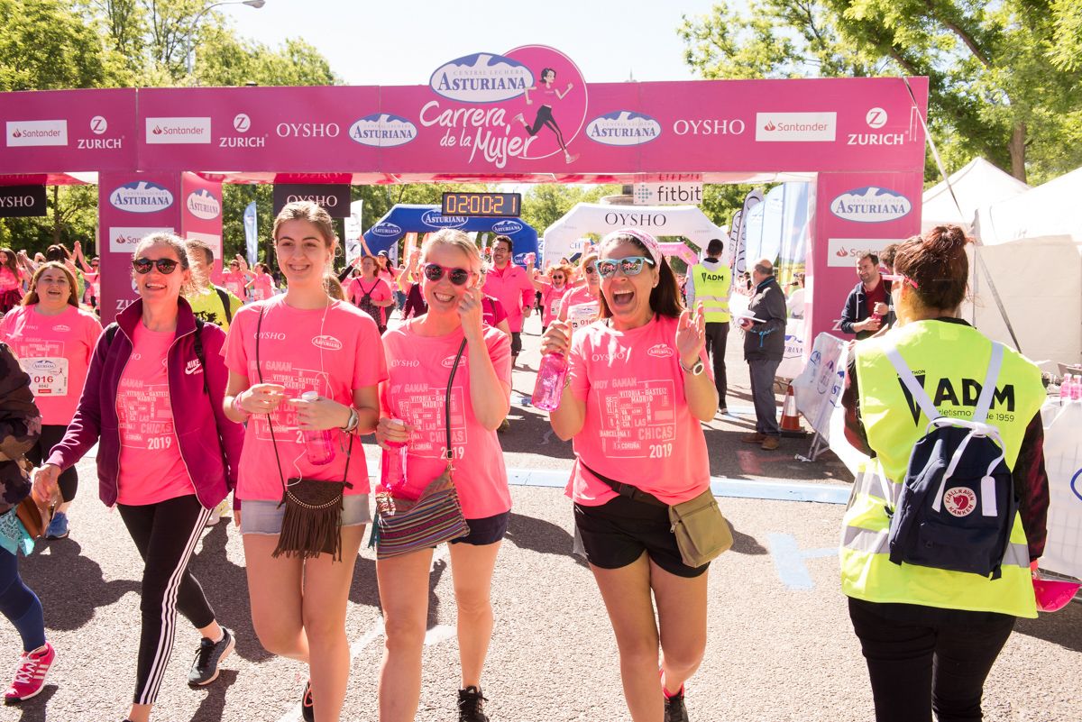 Carrera de la Mujer de Madrid - META, ARCO IZQUIERDO (de 1:58:26 a 2:00:50)