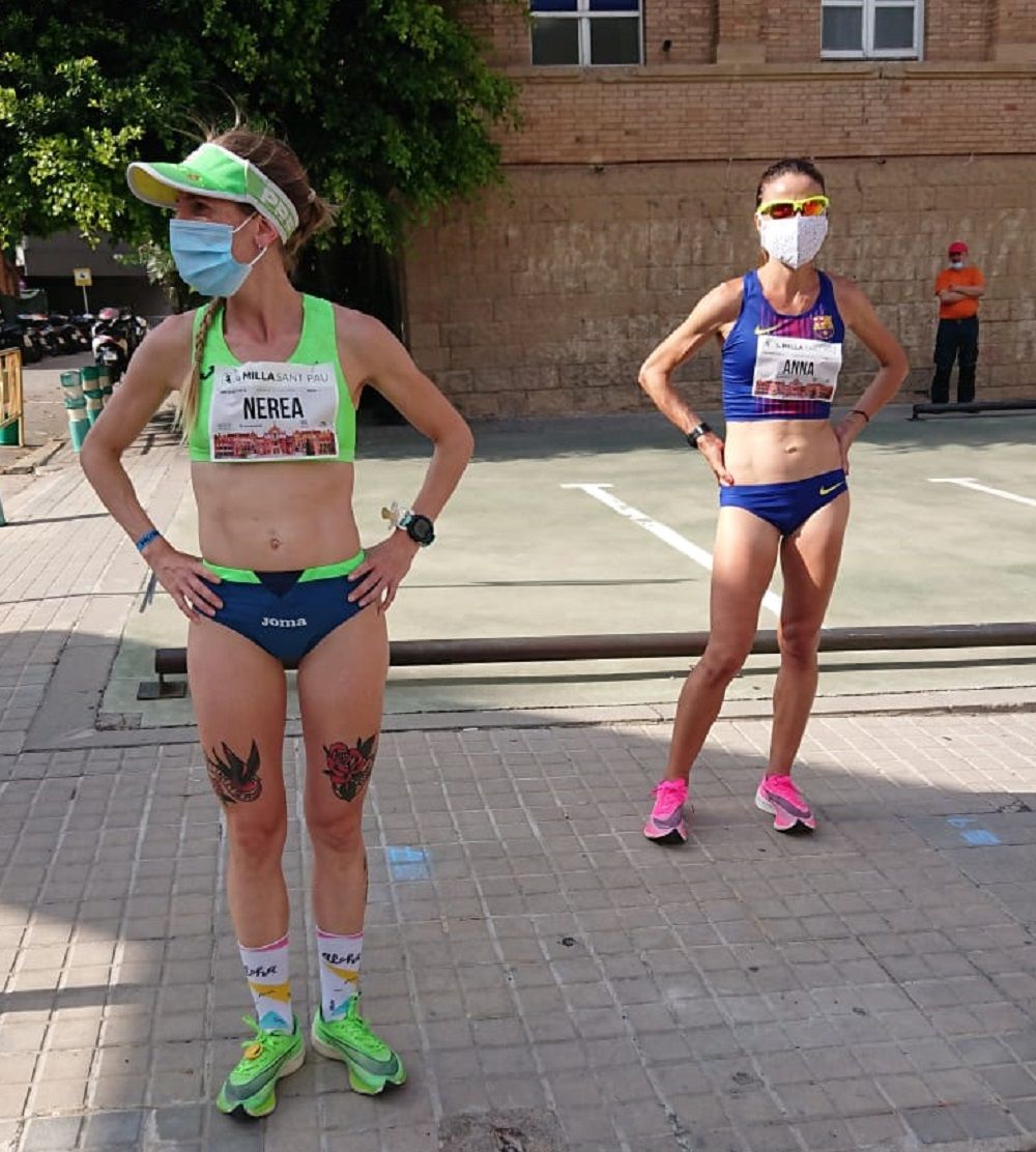 Nerea Costal y Anna Bové minutos antes de la salida