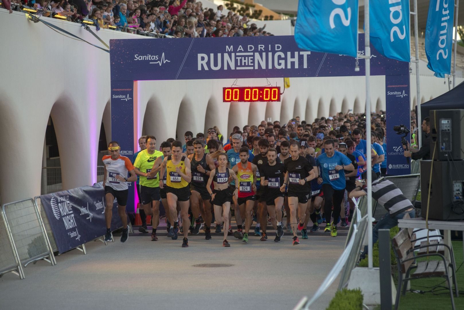 RUN THE NIGHT by SANITAS