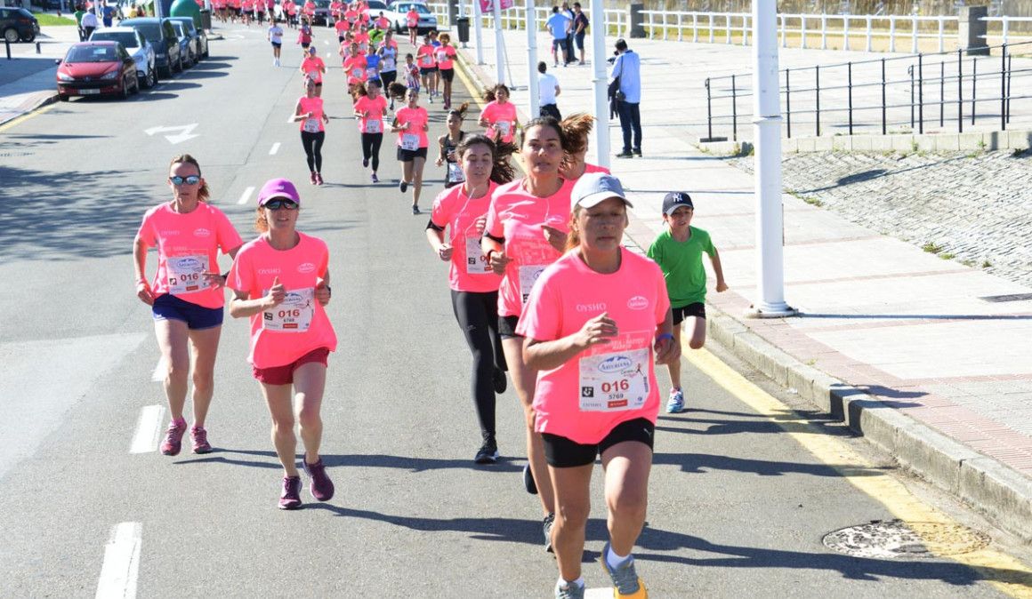 Fotos de meta de la Carrera de la Mujer de Gijón