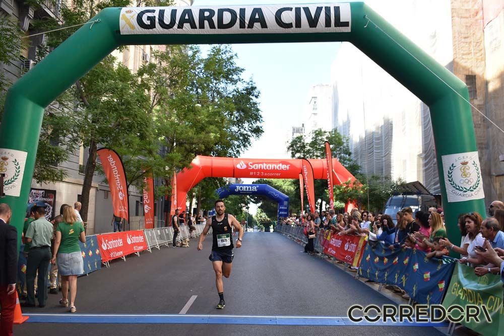 Las mejores fotos de la llegada de la Carrera de la Guardia Civil (GALERÍA 3)