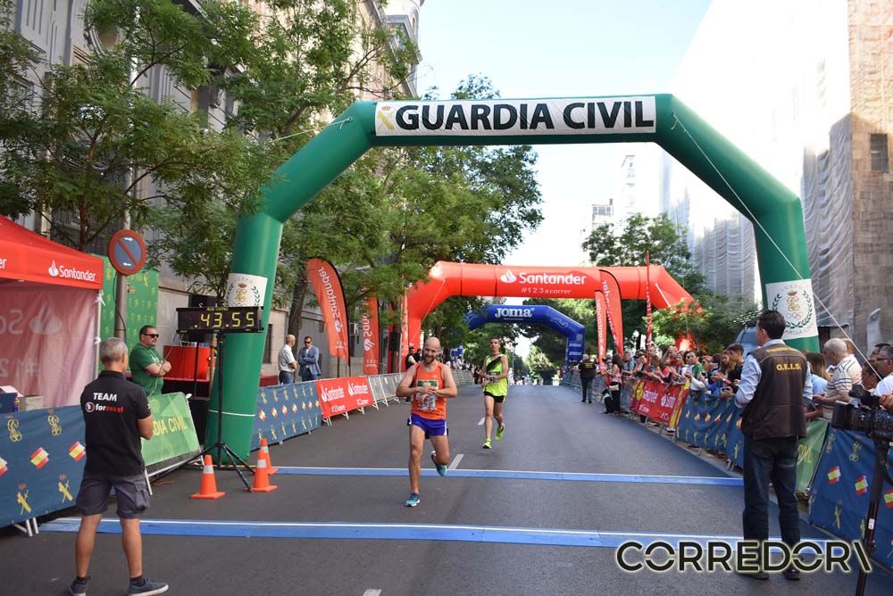 Las mejores fotos de la llegada de la Carrera de la Guardia Civil (GALERÍA 3)