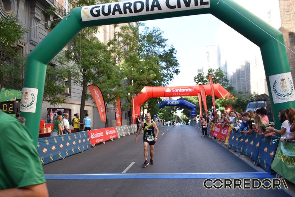 Las mejores fotos de la llegada de la Carrera de la Guardia Civil (GALERÍA 4)