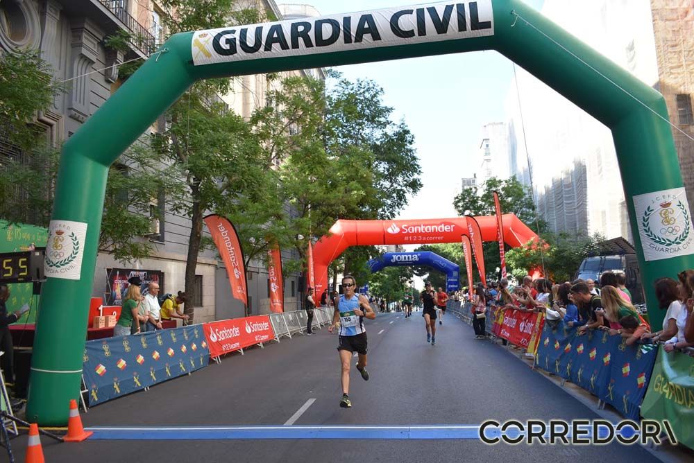 Las mejores fotos de la llegada de la Carrera de la Guardia Civil (GALERÍA 4)