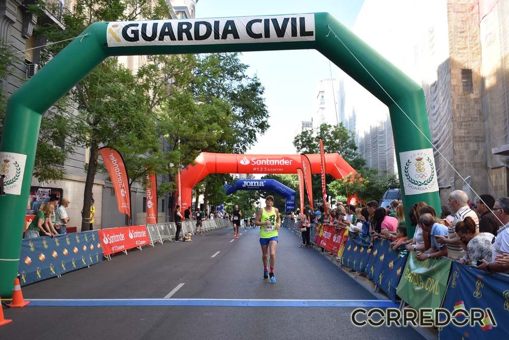 Las mejores fotos de la llegada de la Carrera de la Guardia Civil (GALERÍA 4)