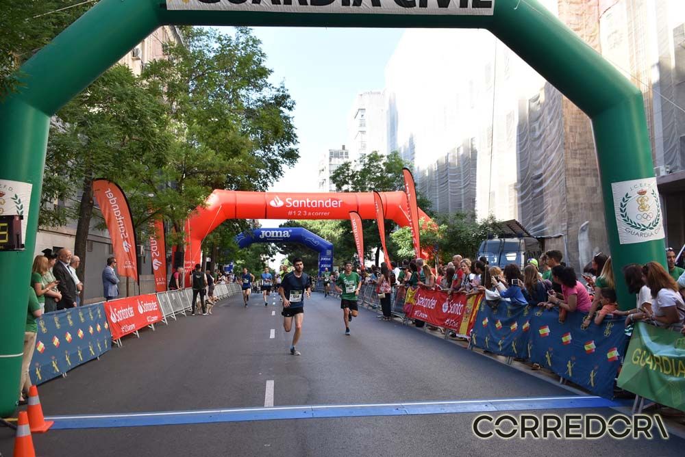 Las mejores fotos de la llegada de la Carrera de la Guardia Civil (GALERÍA 7)