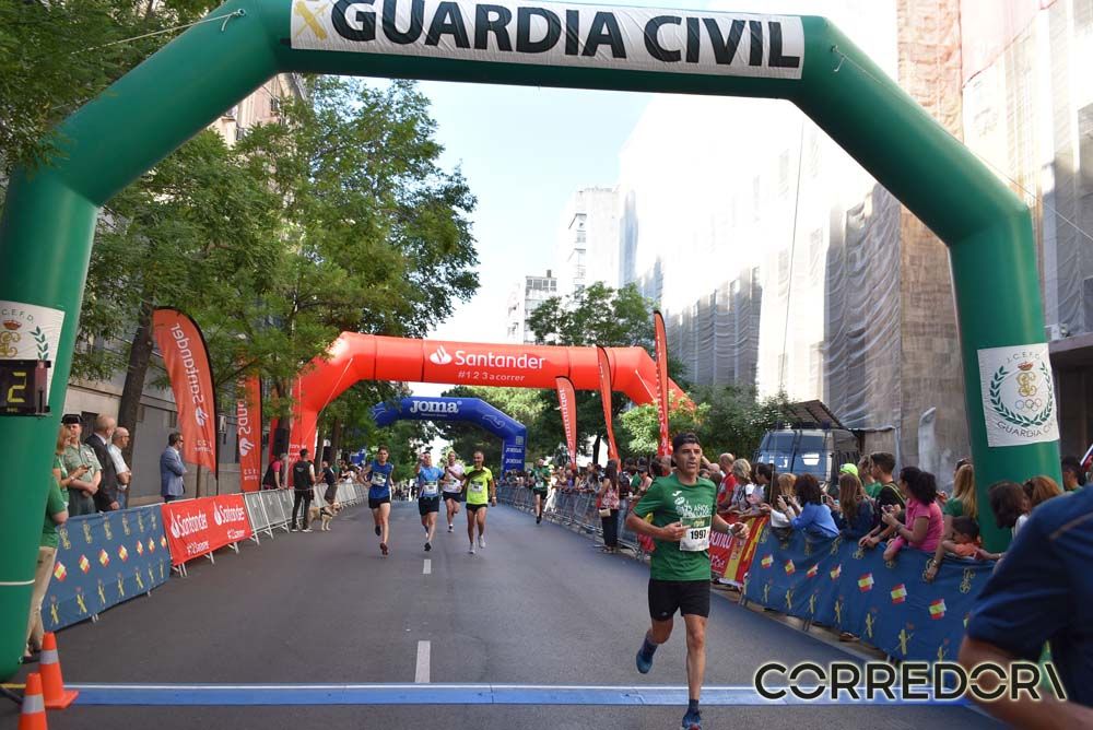 Las mejores fotos de la llegada de la Carrera de la Guardia Civil (GALERÍA 7)