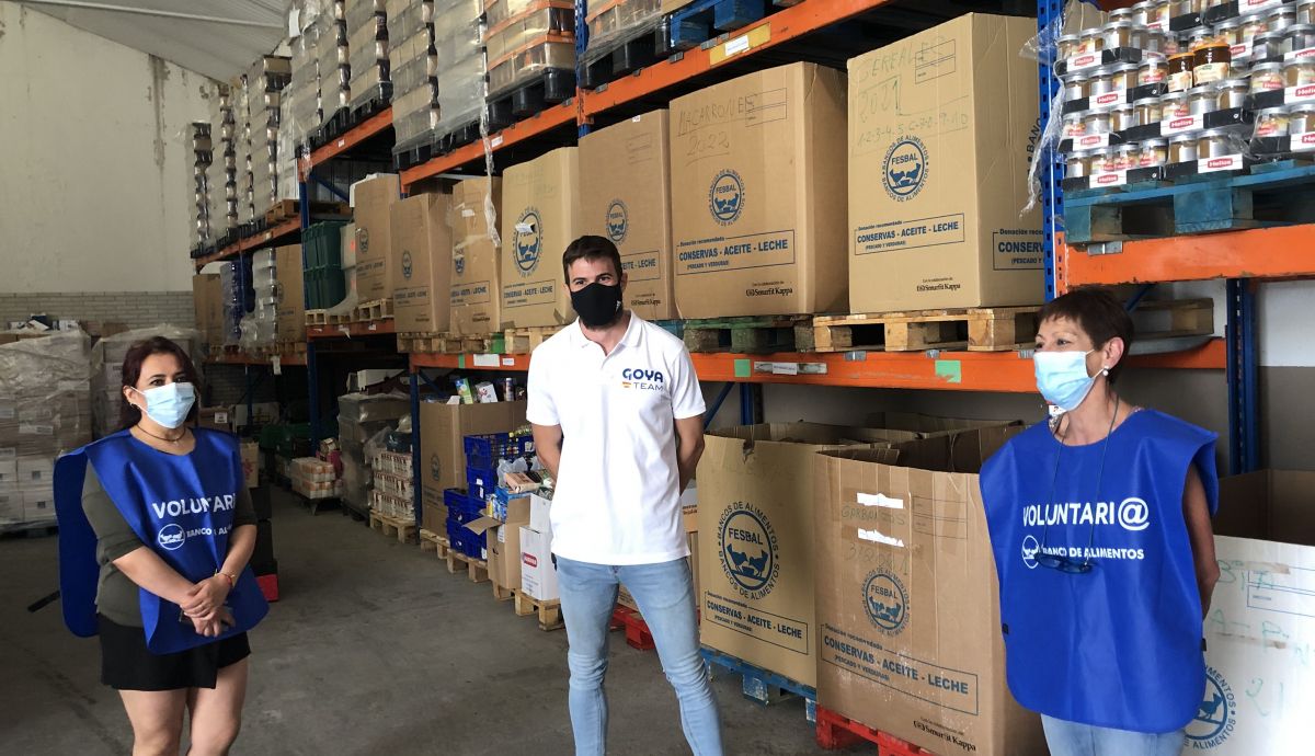 Todos los productos que por contrato le correspondían en 2020 los ha donado Óscar Husillos al Banco de Alimentos de Palencia. Todos los productos que por contrato le correspondían en 2020 los ha donado Óscar Husillos al Banco de Alimentos de Palencia.
