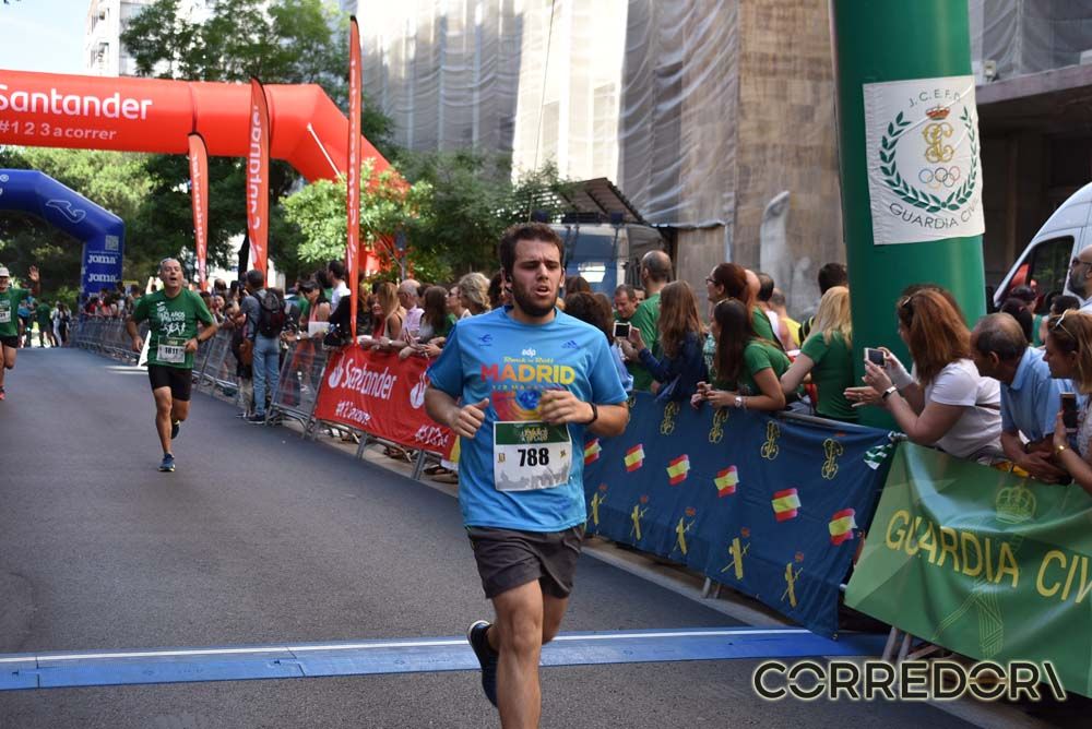 Las mejores fotos de la llegada de la Carrera de la Guardia Civil (GALERÍA 16)