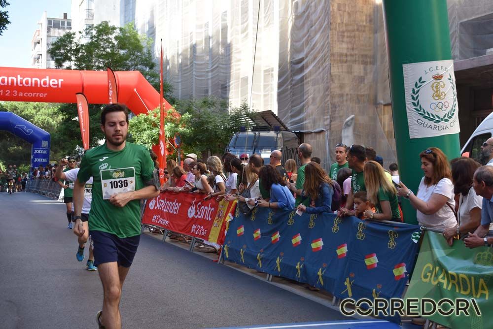 Las mejores fotos de la llegada de la Carrera de la Guardia Civil (GALERÍA 21)