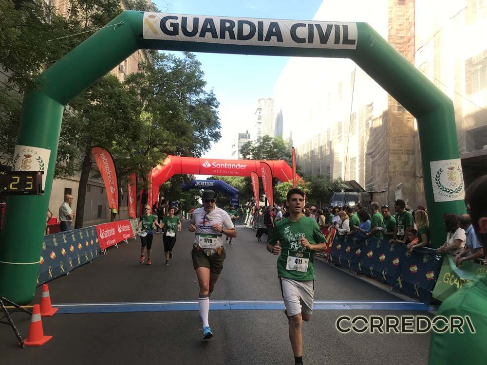 Las mejores fotos de la llegada de la Carrera de la Guardia Civil (GALERÍA 30)
